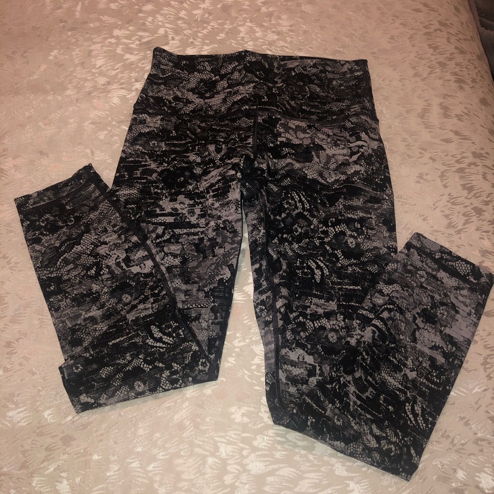 Lululemon Wunder Under Luxtreme 25” Leggings